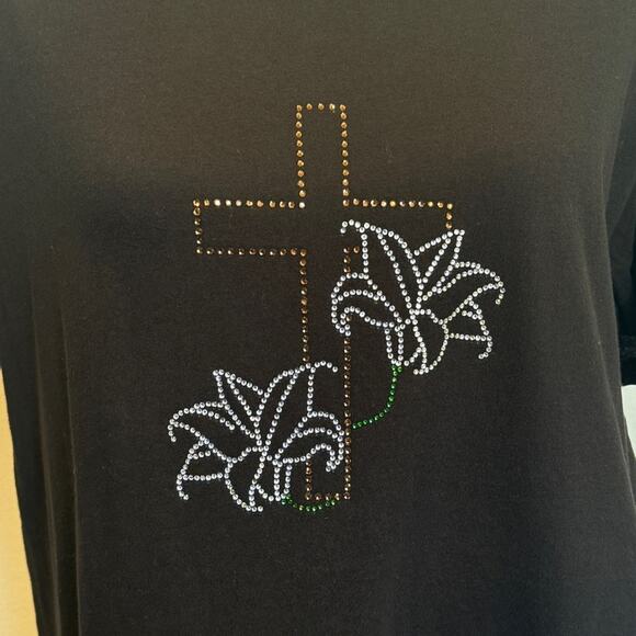 Rhinestone Cross & Easter Lily T-Shirt Short Sleeve Black Tee NEW Sparkly! - Picture 4 of 5